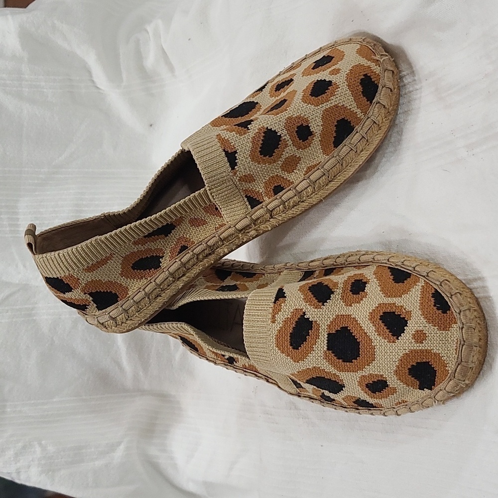 Deltan Womens Espadrille Loafers Shoes‎ Cheetah Design Size 7 EUC